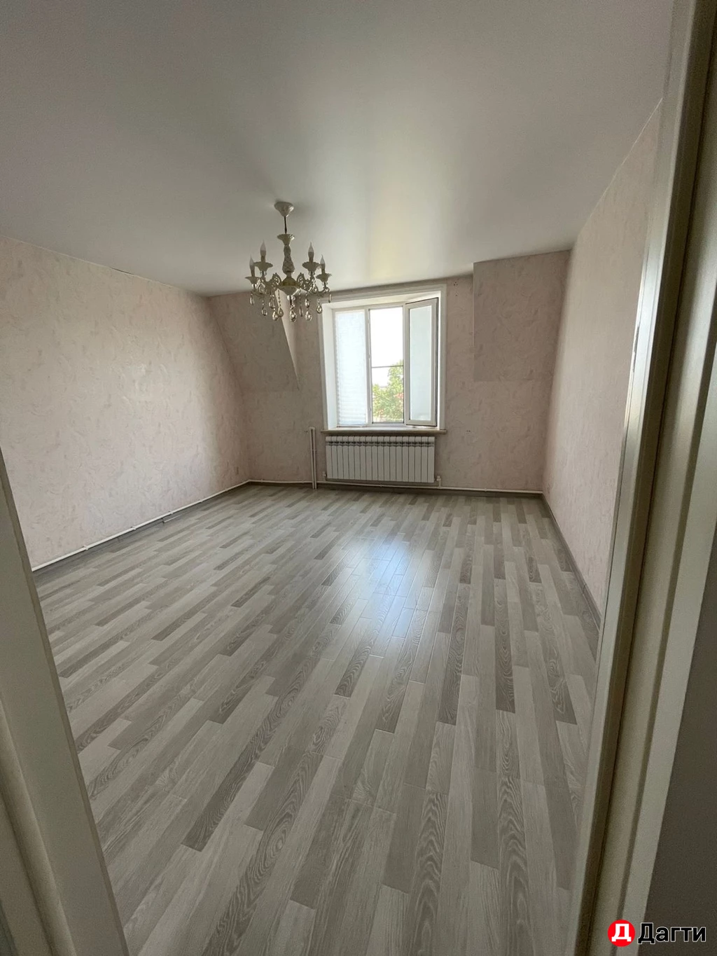 Квартира, 2 комнаты, 75 м²
