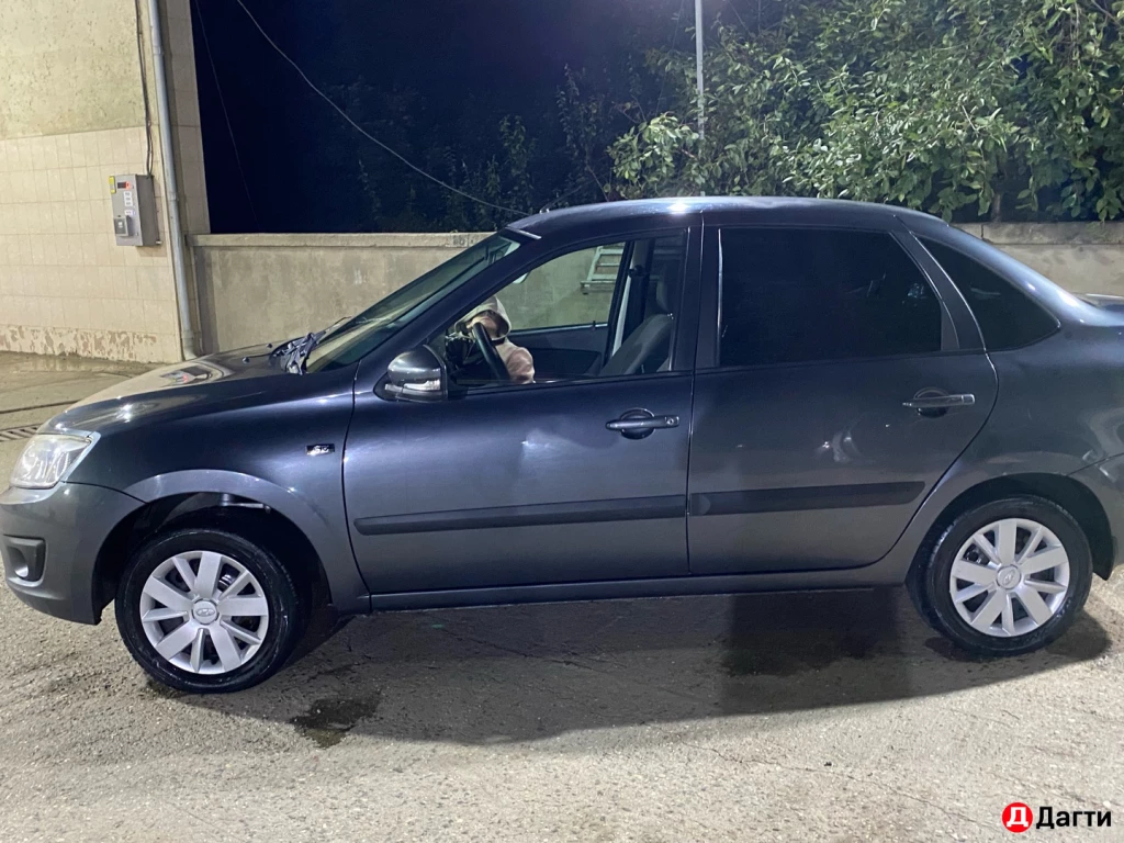 LADA (ВАЗ) Granta, 2017 года