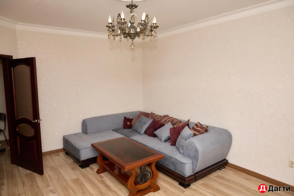 Квартира, 3 комнаты, 76 м², Собственник