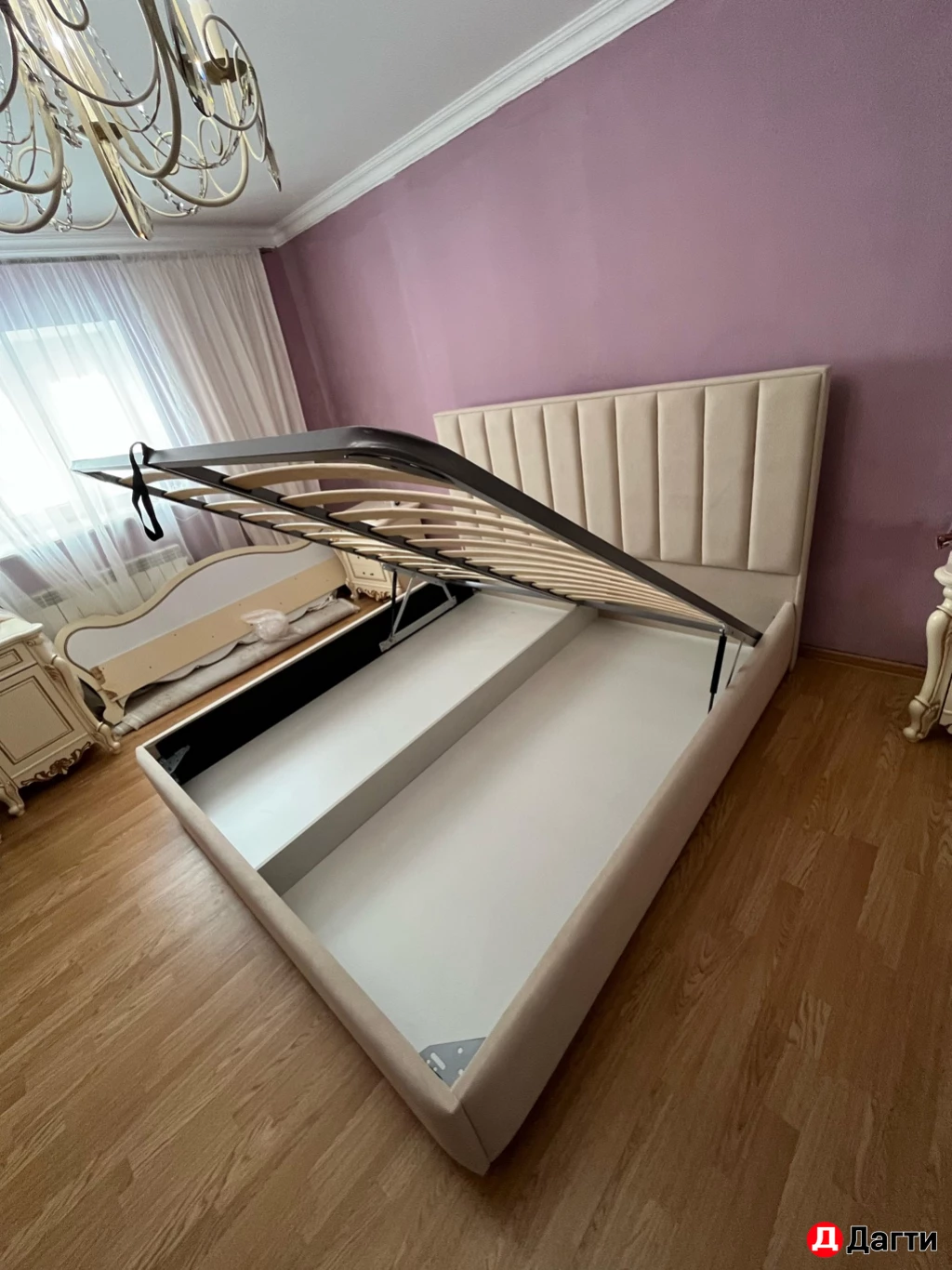Кровать двуспальный