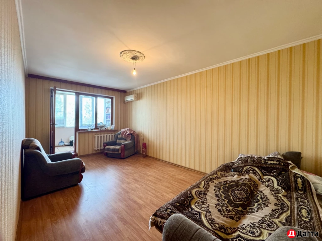 Квартира, 3 комнаты, 75 м², Агент