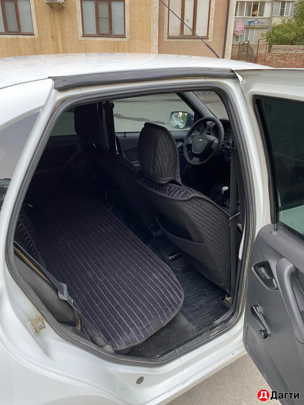 LADA (ВАЗ) Granta, 2015 года