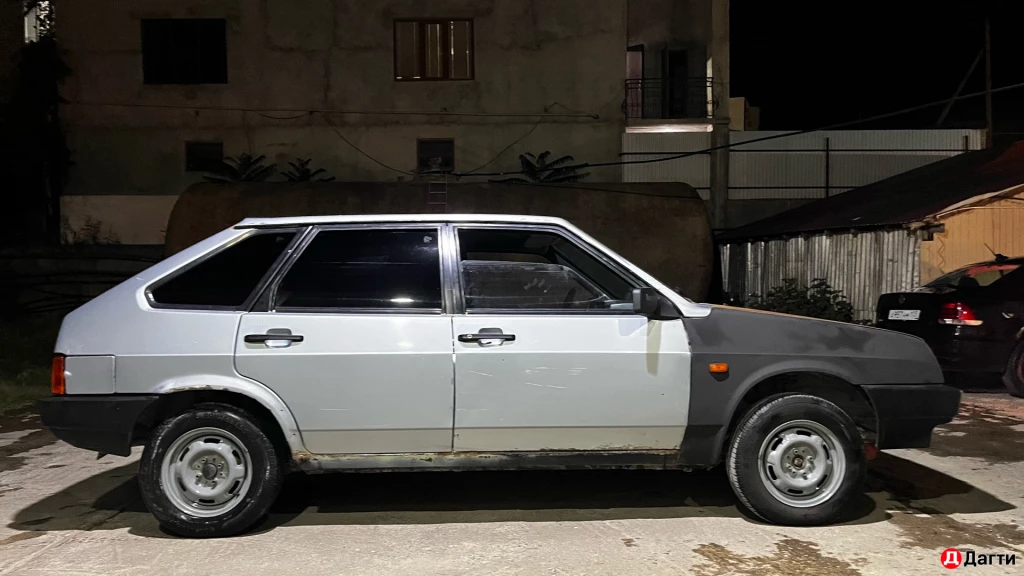 LADA (ВАЗ) 2109, 2001 года