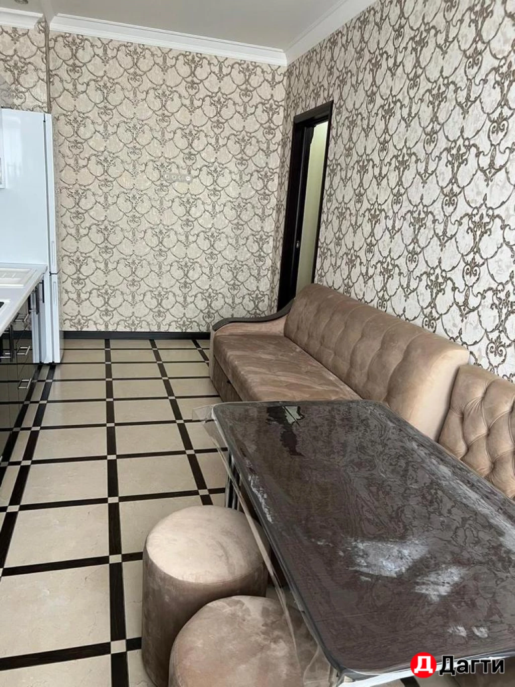 Квартира, 2 комнаты, 68 м², Агент