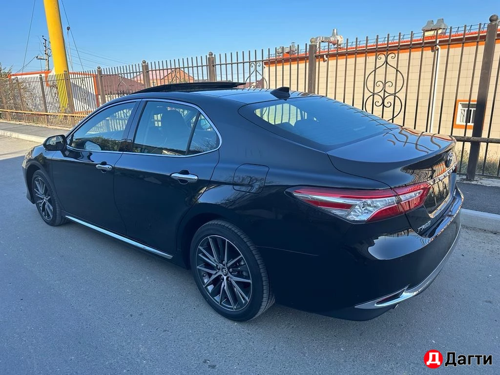 Toyota Camry, 2023 года