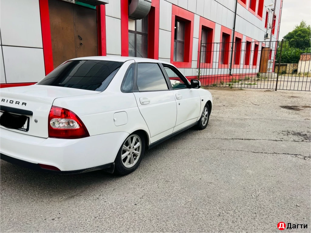 LADA (ВАЗ) Priora, 2011 года