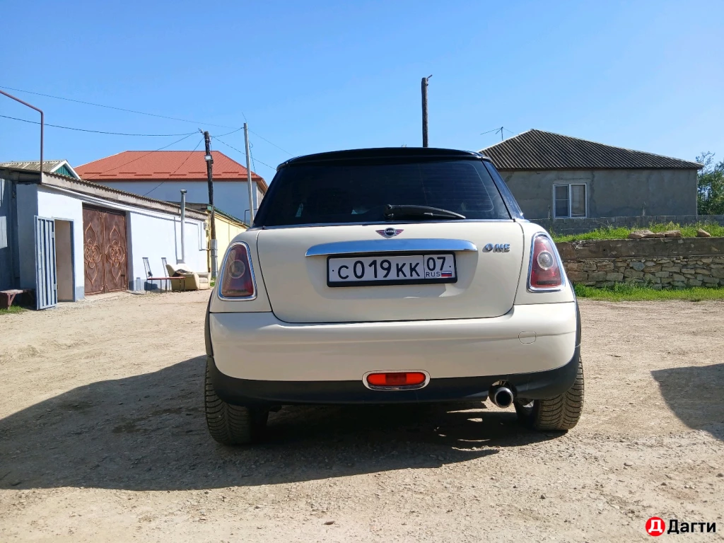 MINI Coupe, 2007 года