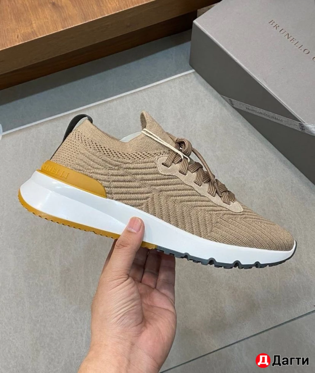 Мужские кроссовки от бренда Brunello Cucinelli