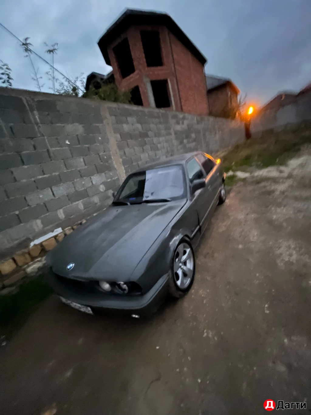 Bentley S, 1990 года