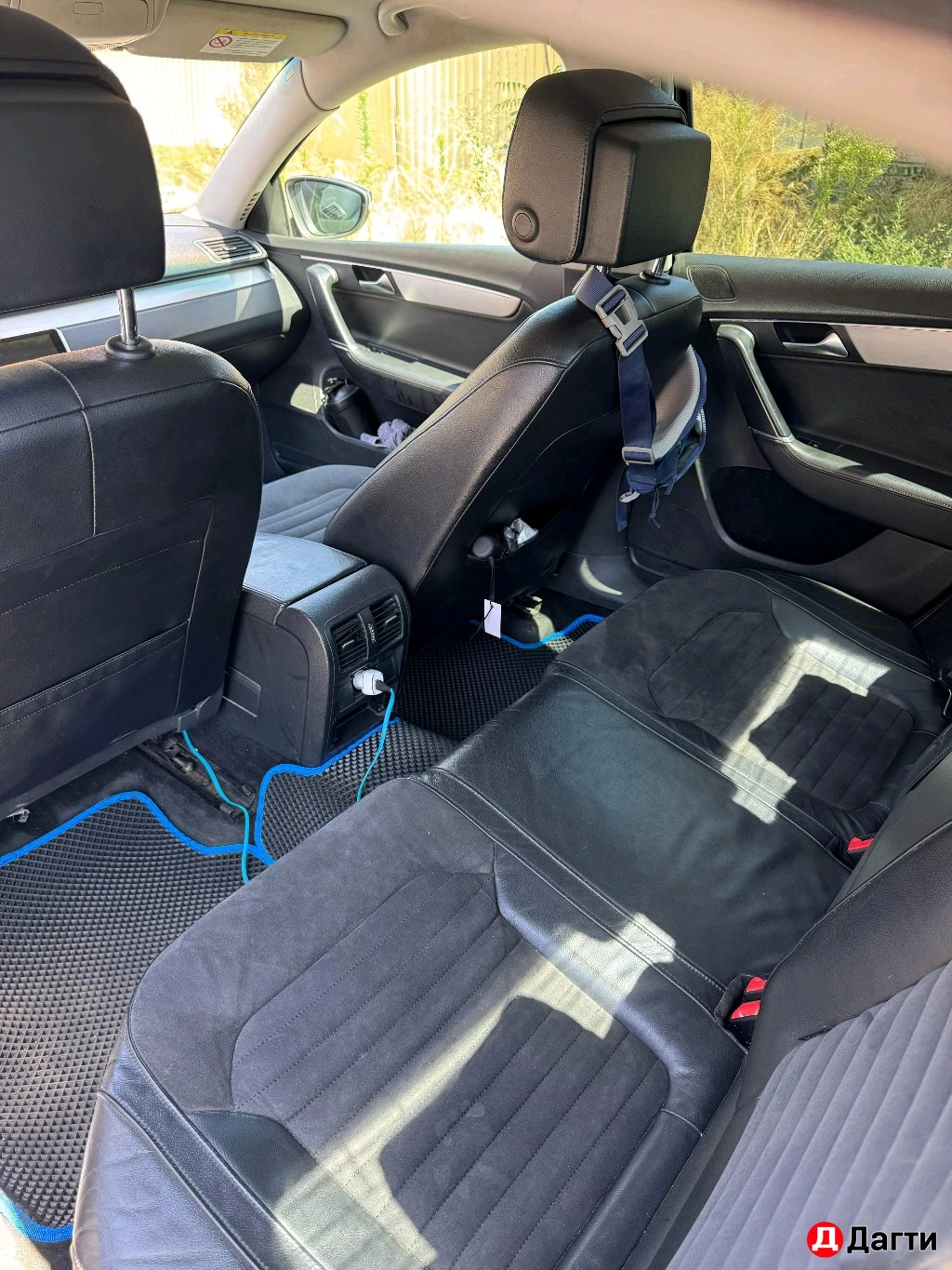 Volkswagen Passat, 2011 года