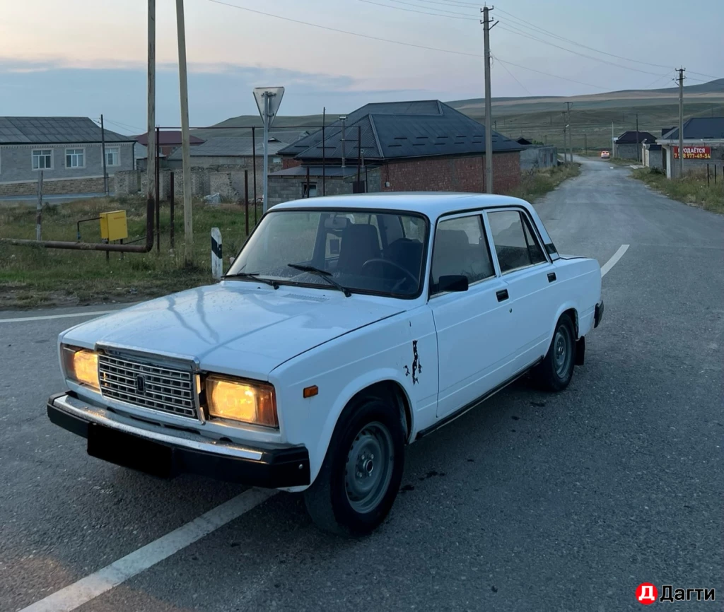 LADA (ВАЗ) 2107, 2004 года