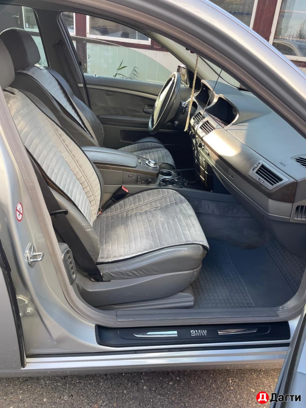 BMW 7 серии, 2004 года