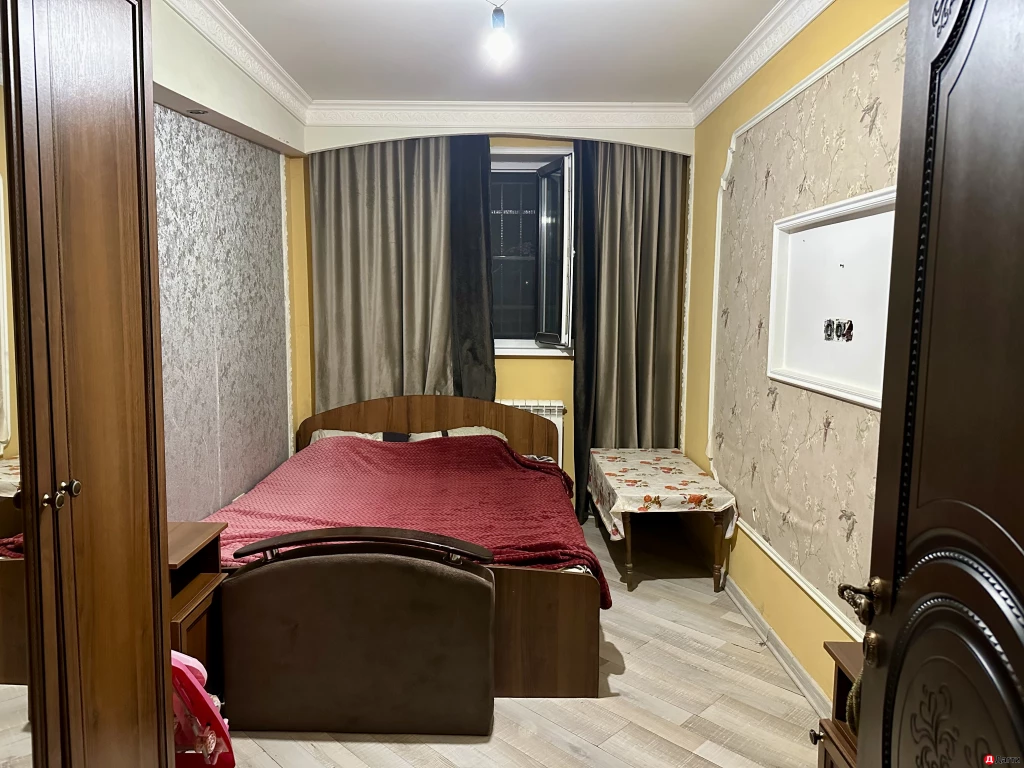 Квартира, 3 комнаты, 60 м², Агент