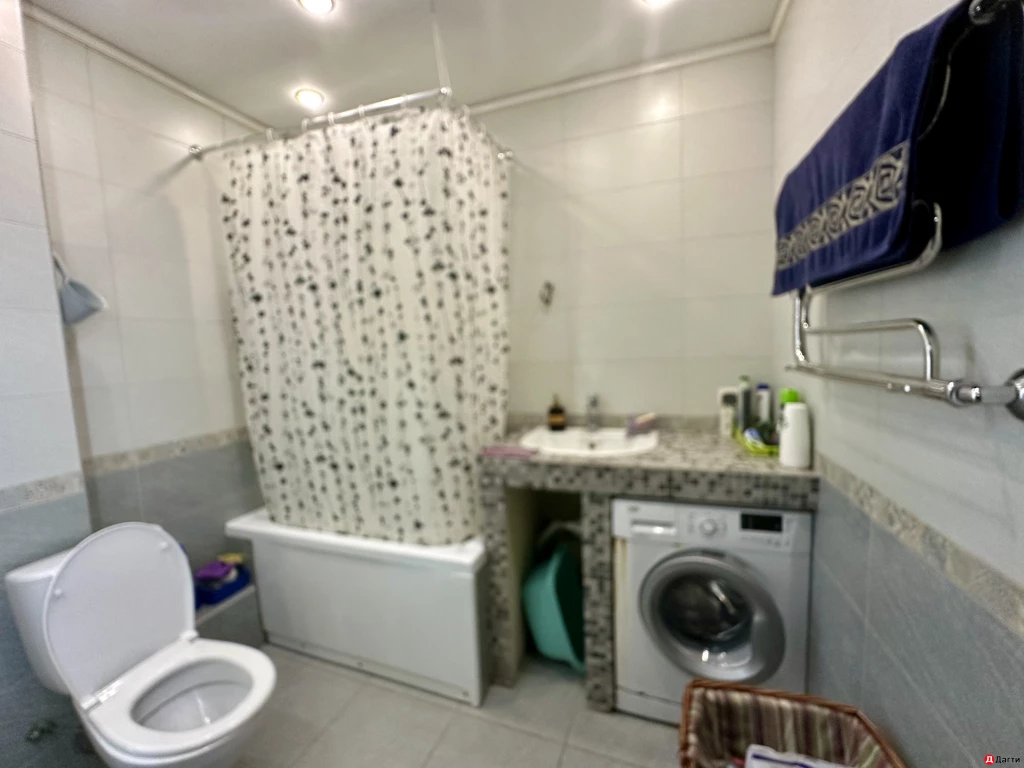 Квартира, 3 комнаты, 60 м², Агент