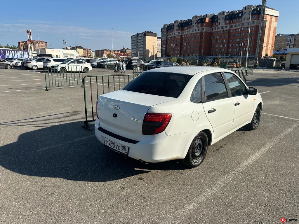 LADA (ВАЗ) Granta, 2013 года