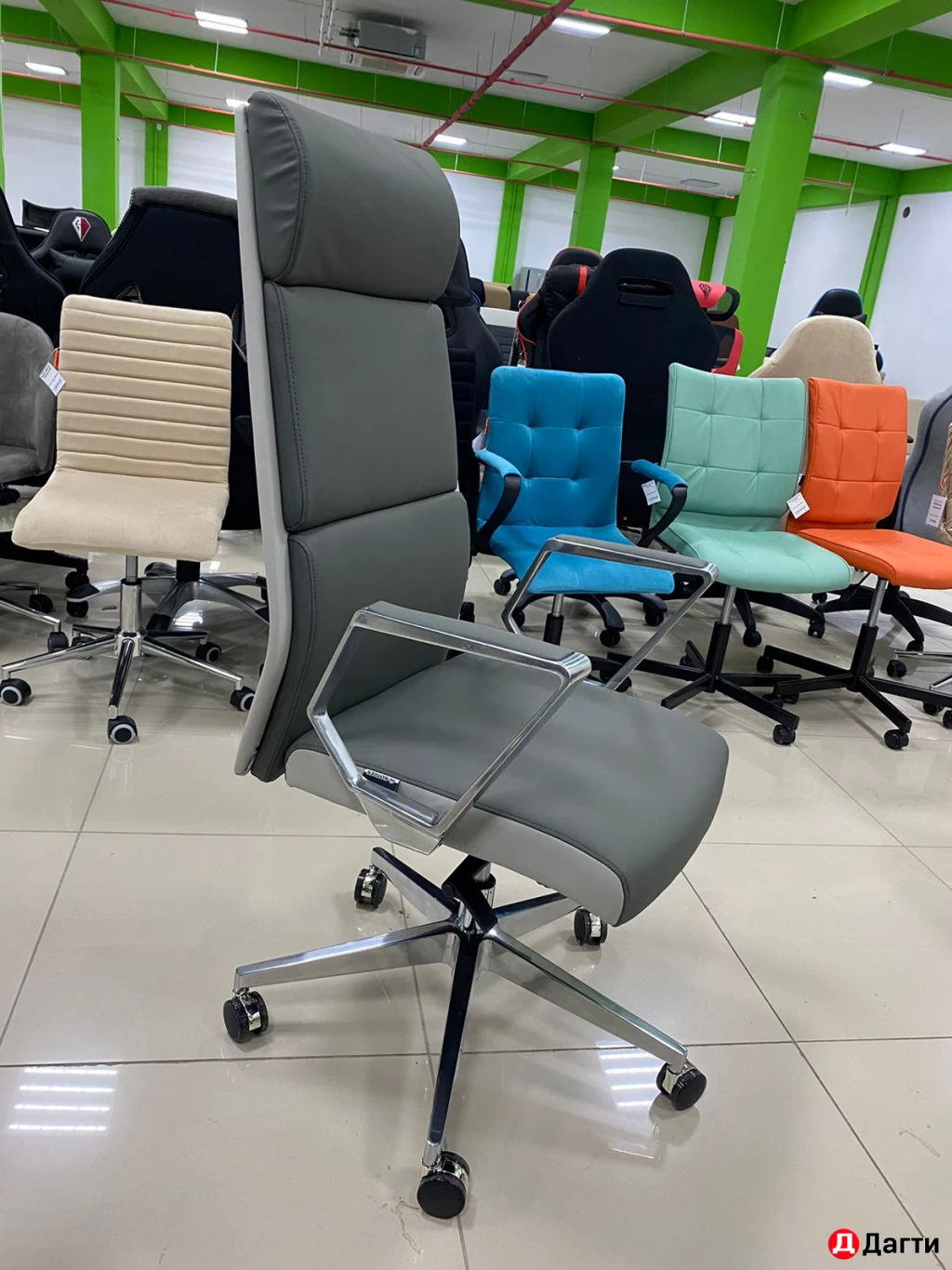 Кресло офисное Лондон Экокожа темно-серая