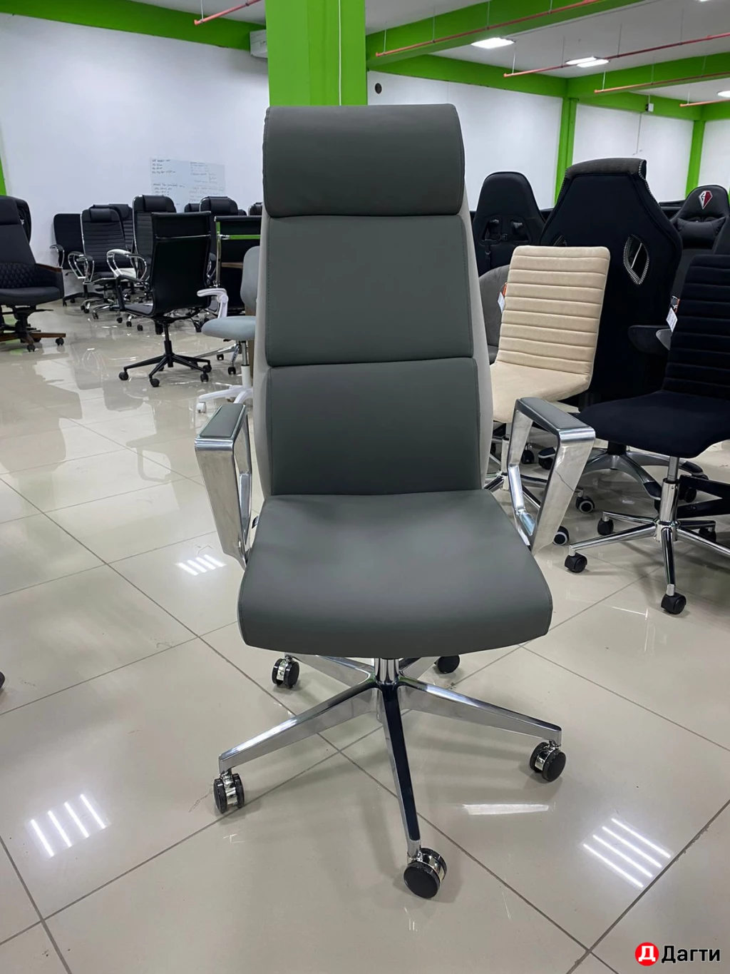 Кресло офисное Лондон Экокожа темно-серая