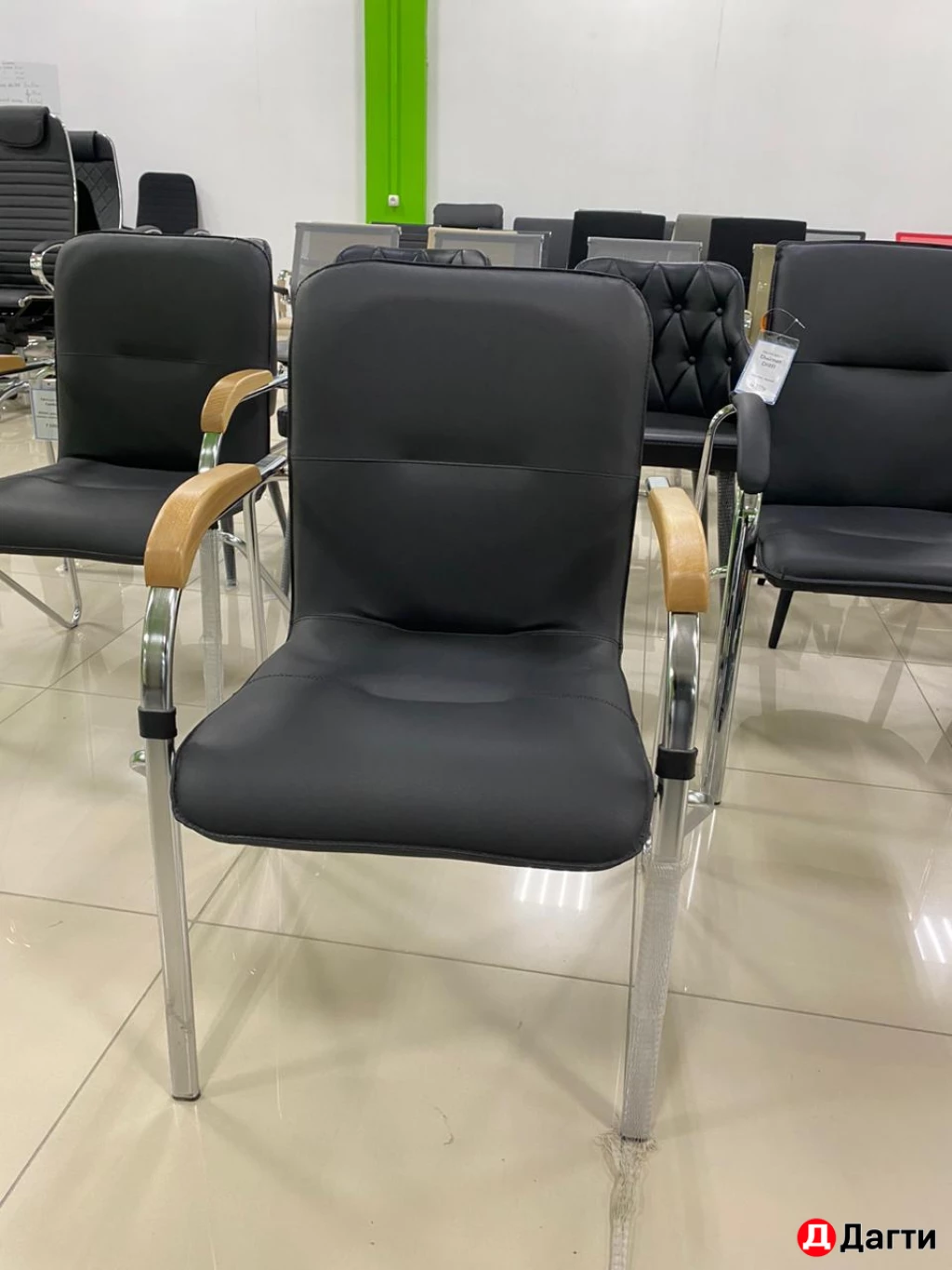 Конференц-кресло Самба КС 1 Экокожа черная/Хром