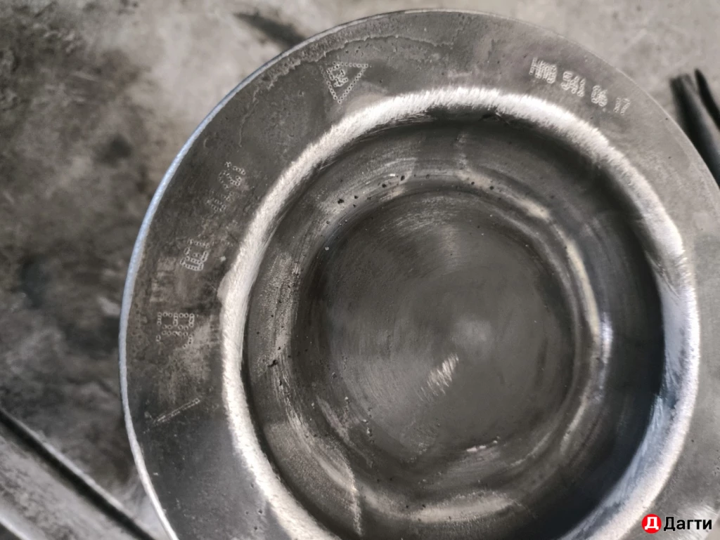 Поршень мерседес актрос