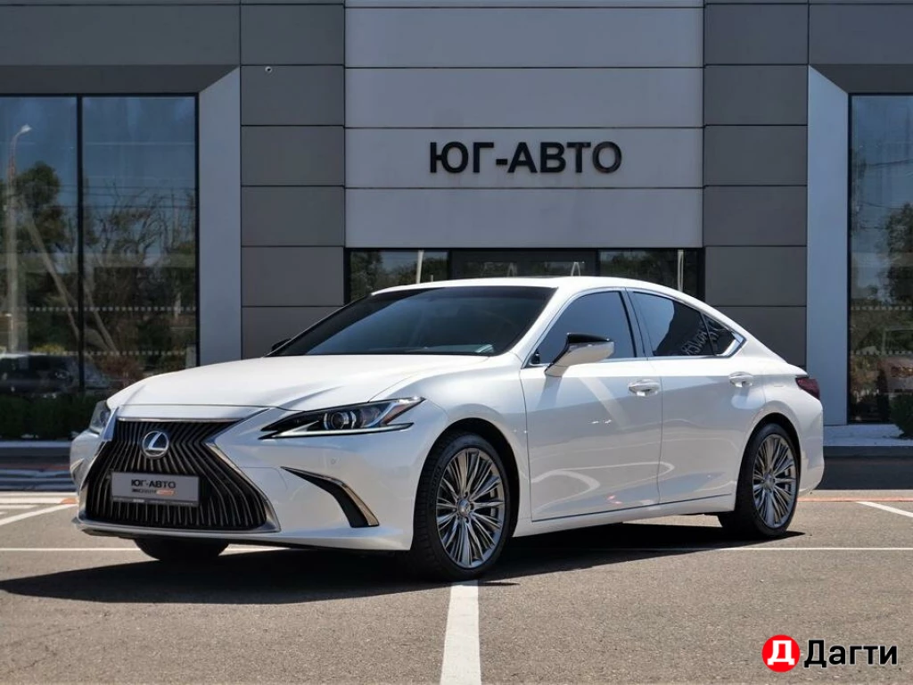 Покупка новой Lexus ES — 200 Premium