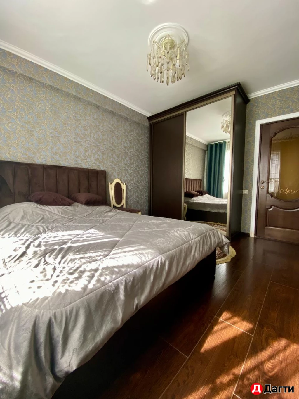 Квартира, 2 комнаты, 56.5 м², Агент