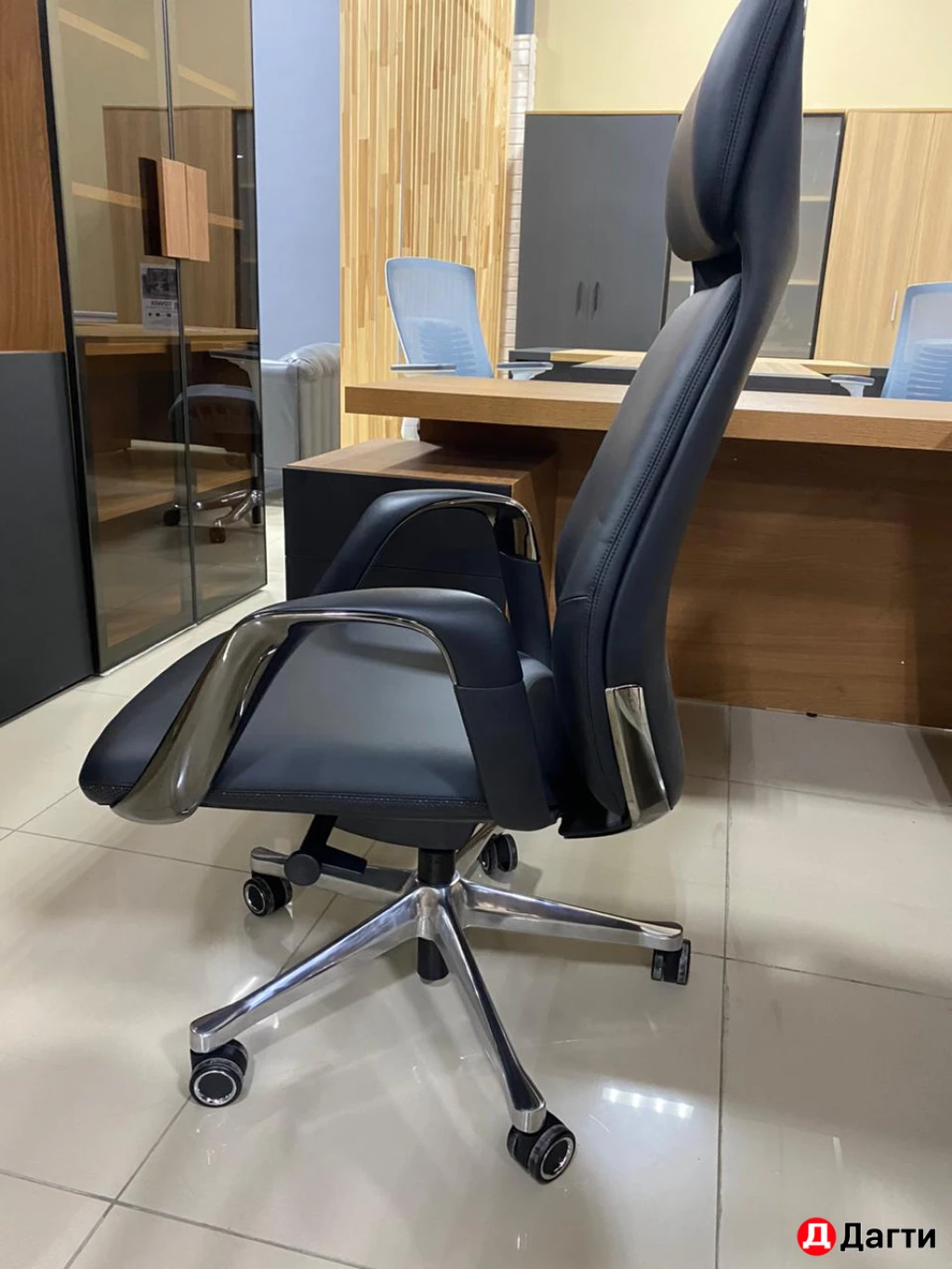 Кресло руководителя Гермес