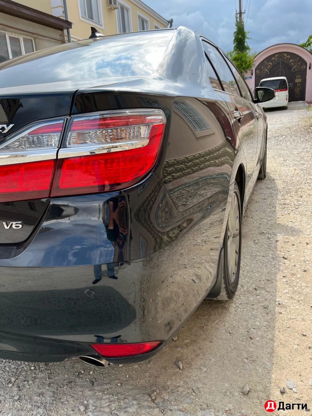 Toyota Camry, 2015 года