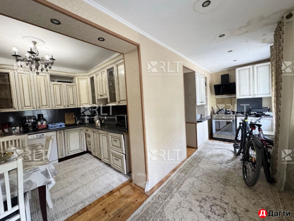 Квартира, 3 комнаты, 85 м², Агент