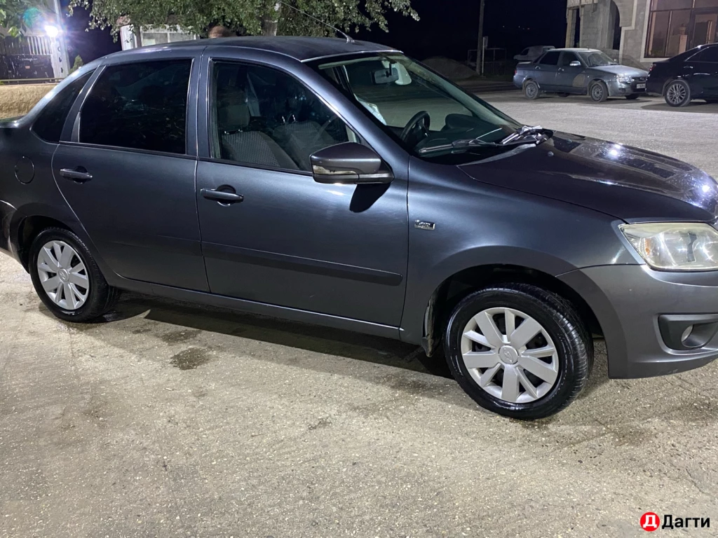 LADA (ВАЗ) Granta, 2017 года