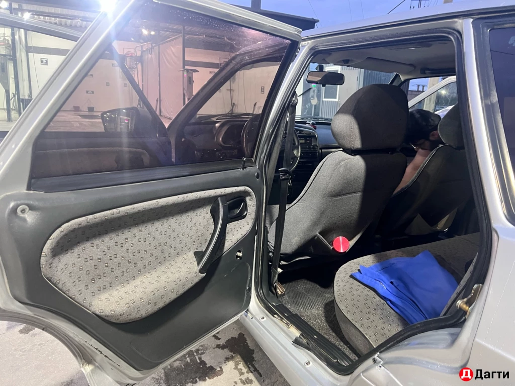 LADA (ВАЗ) 2114, 2004 года