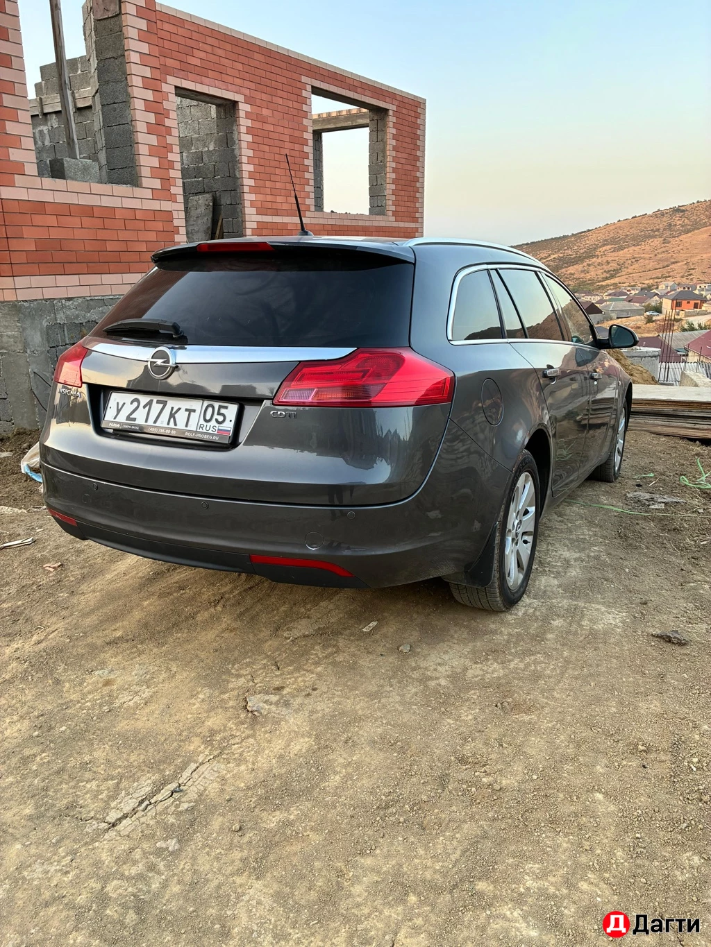 Opel Insignia, 2010 года