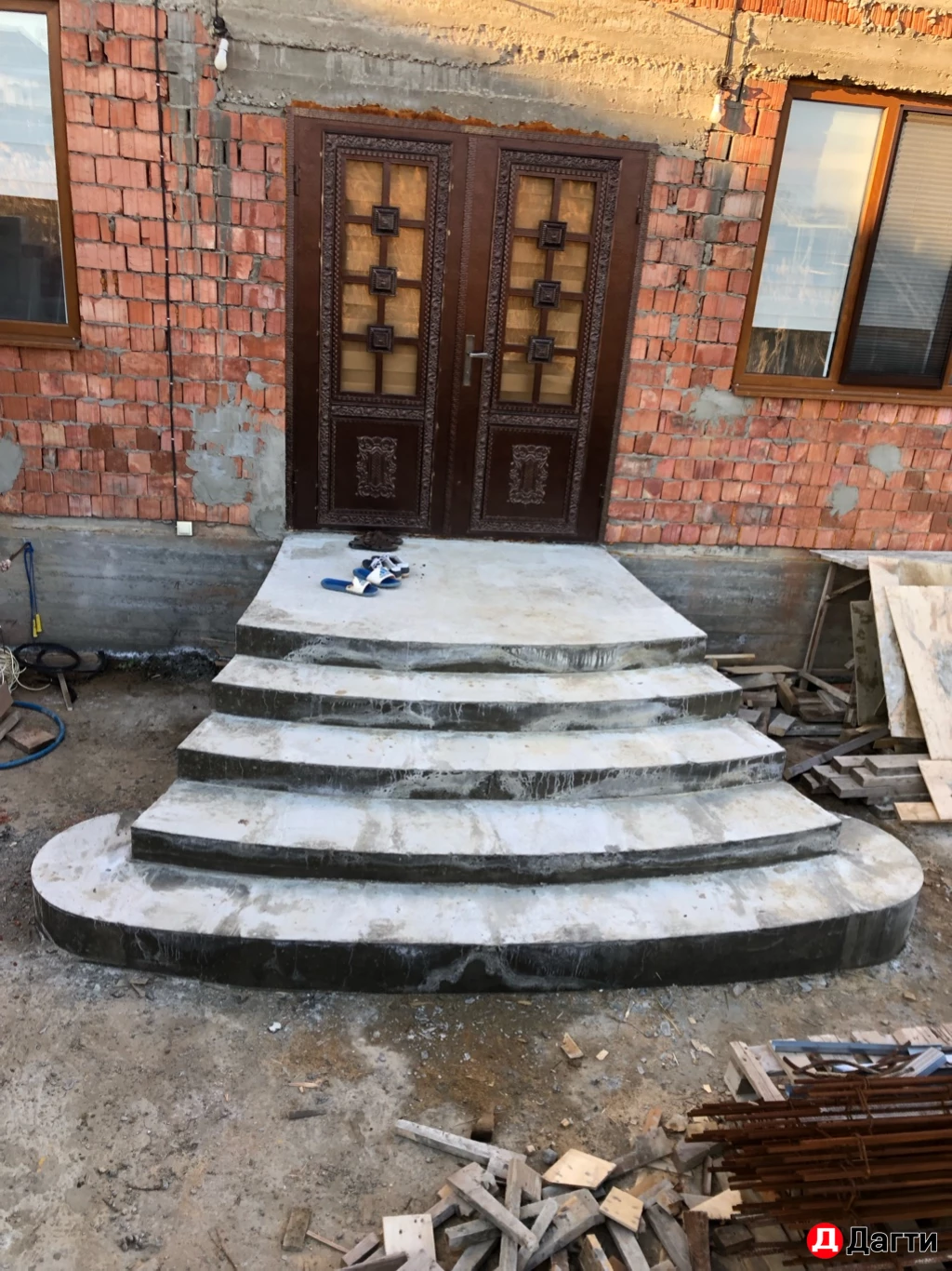 ЗАЛИВКА ЖЕЛЕЗОБЕТОННЫХ ЛЕСТНИЦ