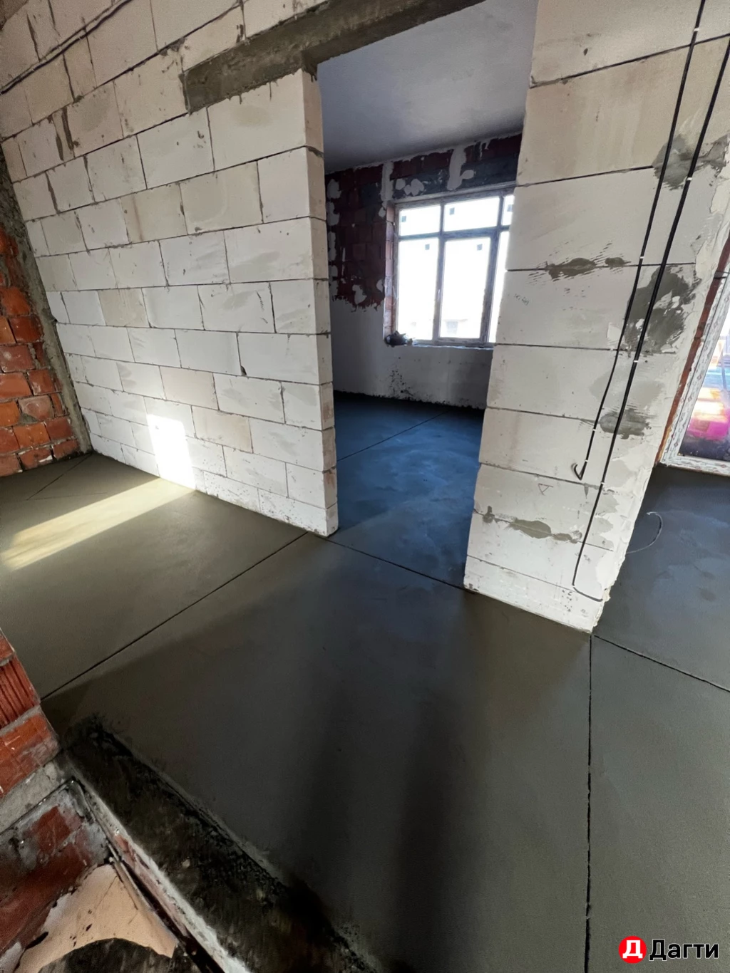 Полусухая стяжка пола за 1 день