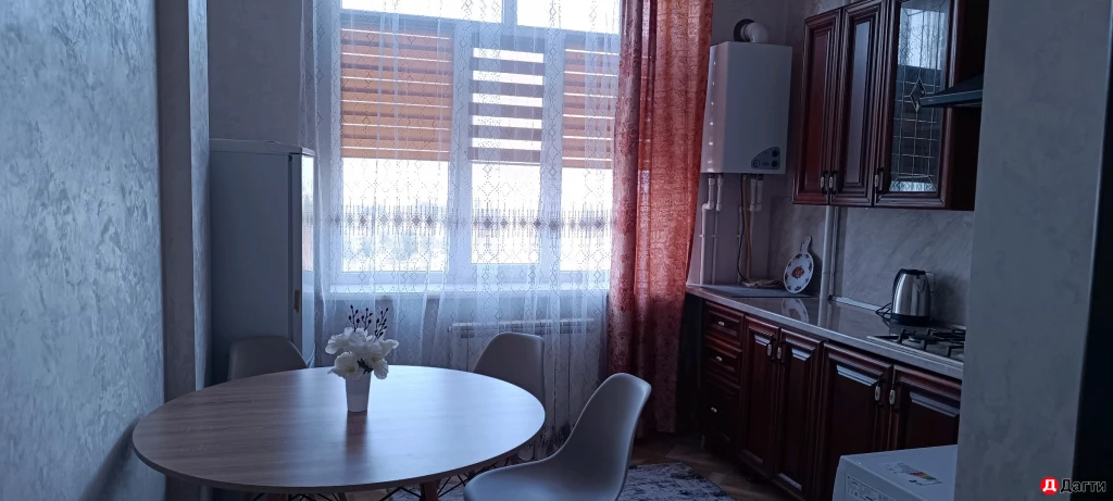 Квартира, 1 комната, 45 м²