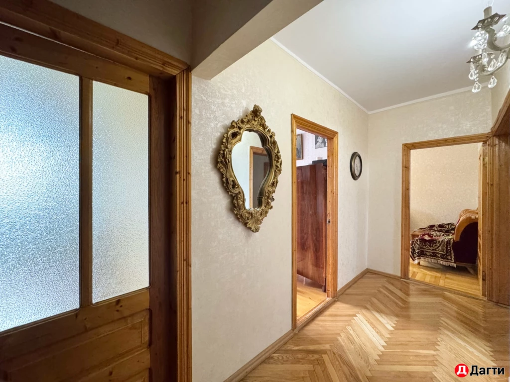 Квартира, 4 комнаты, 103 м², Агент
