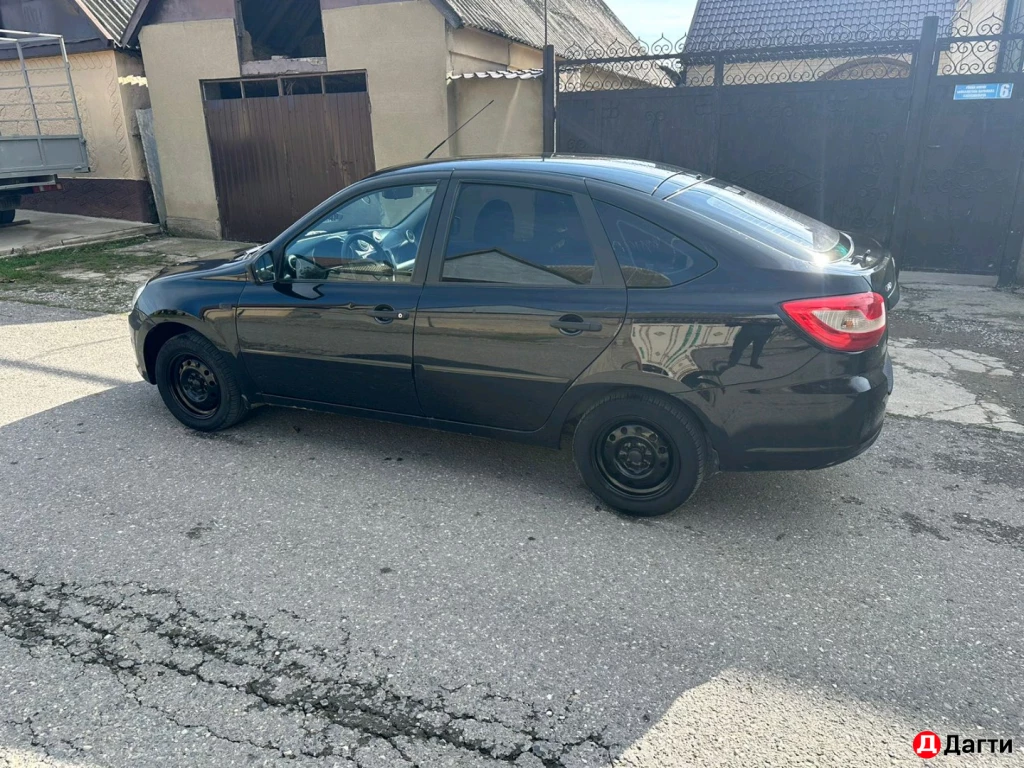 LADA (ВАЗ) Granta, 2015 года