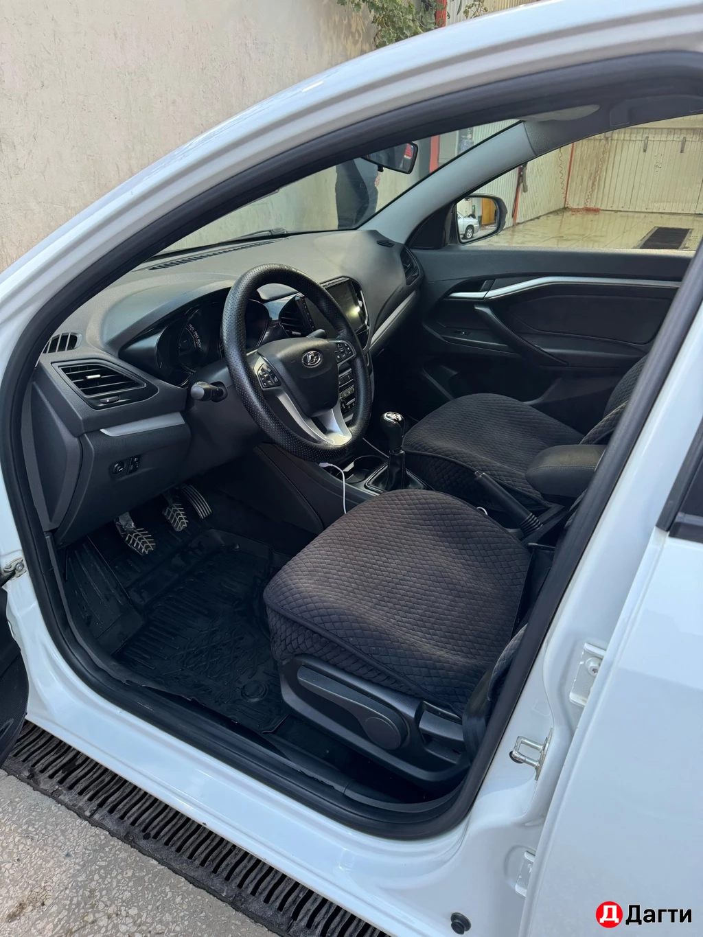 LADA (ВАЗ) Vesta, 2018 года