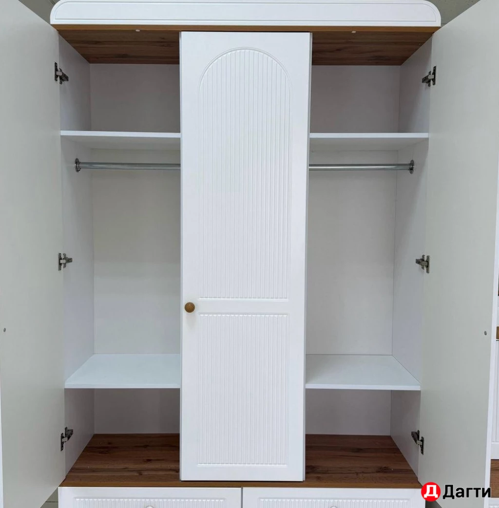 Детский шкаф