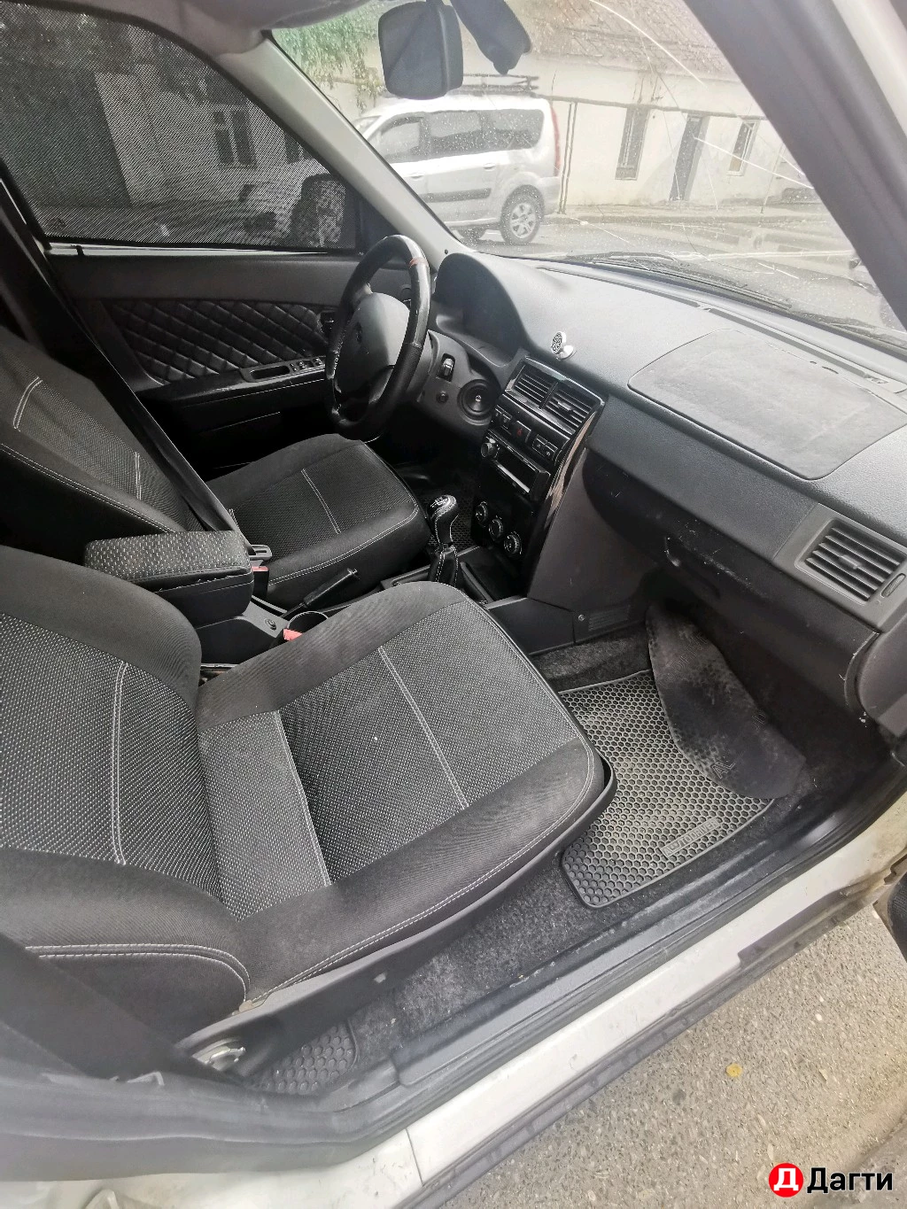 LADA (ВАЗ) Priora, 2010 года