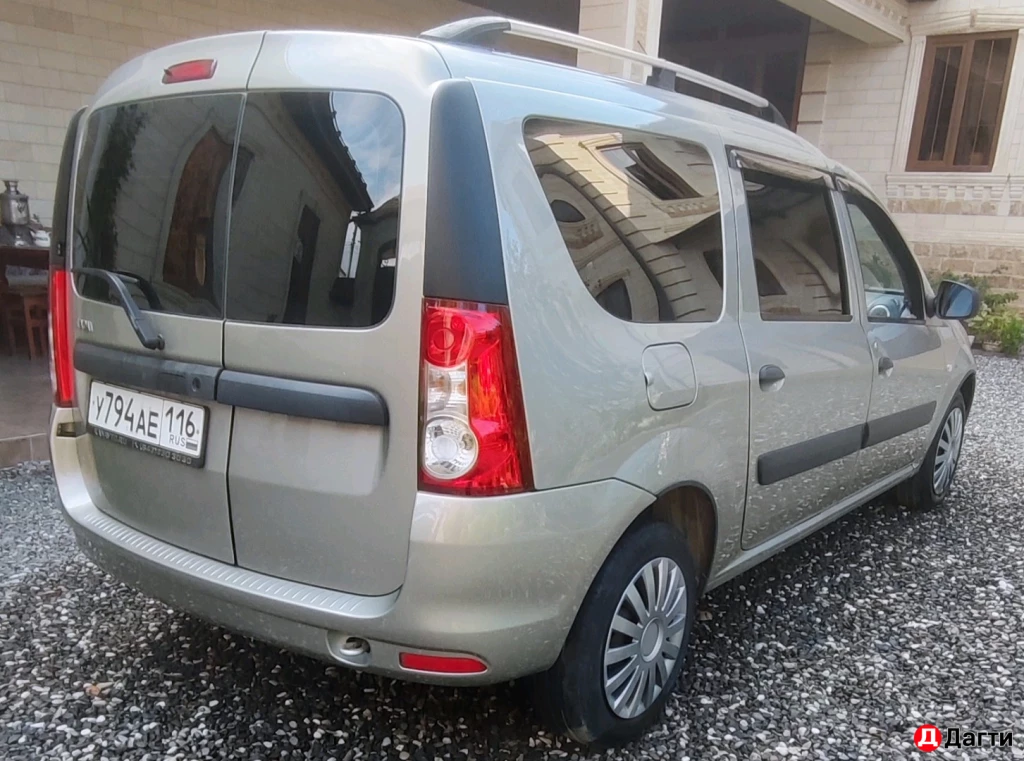 LADA (ВАЗ) Largus, 2014 года