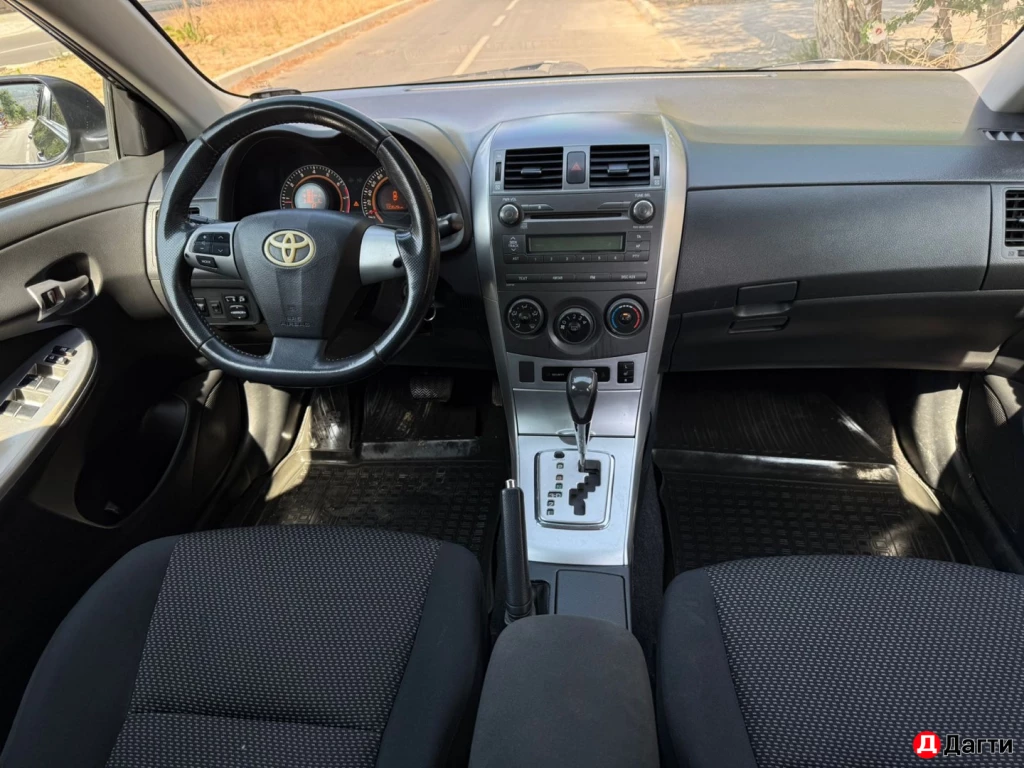 Toyota Corolla, 2011 года