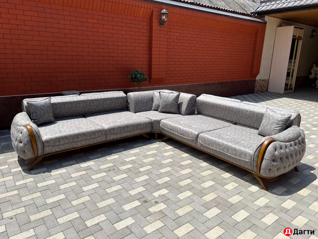 Диван Гуччи