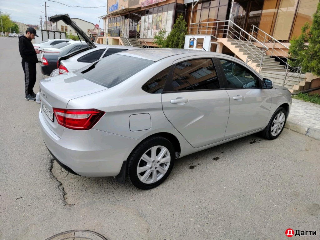 LADA (ВАЗ) Vesta, 2020 года