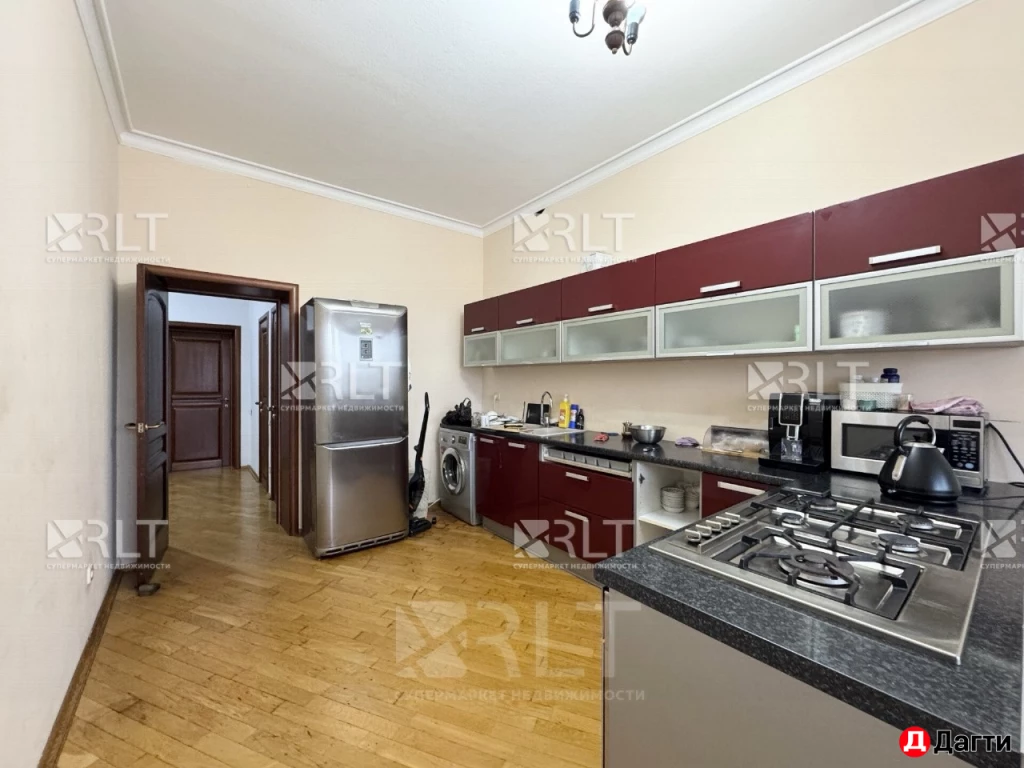 Квартира, 3 комнаты, 108 м², Агент