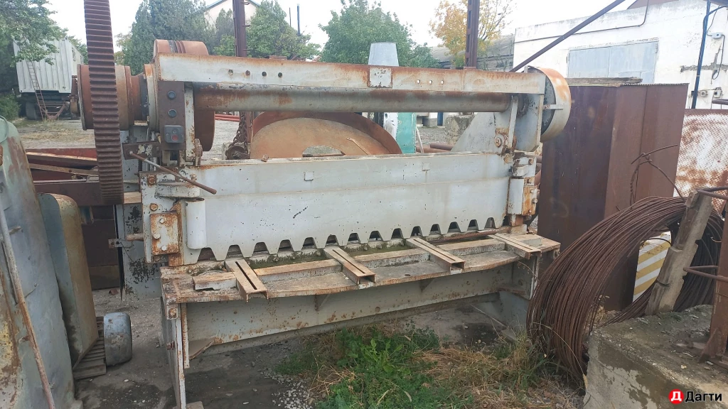 Стонок для резки металла