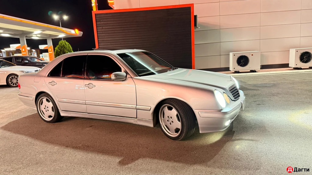 Mercedes-Benz W120, 2000 года