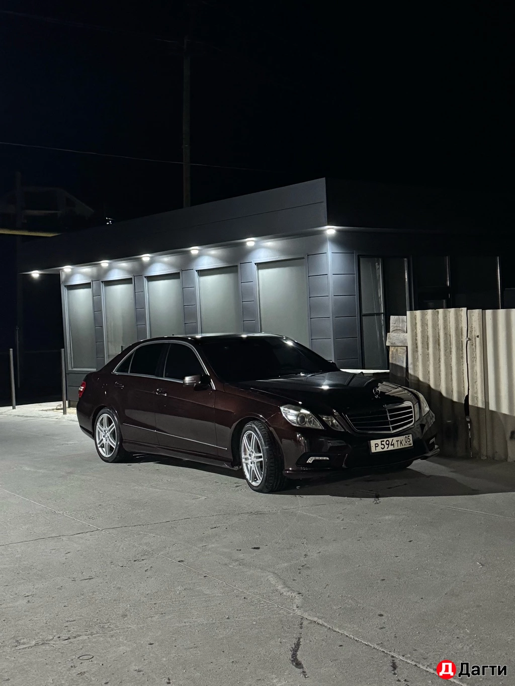 Mercedes-Benz E-Класс, 2010 года