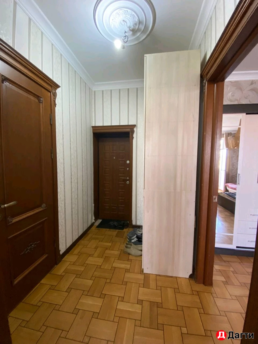 Квартира, 3 комнаты, 80 м²