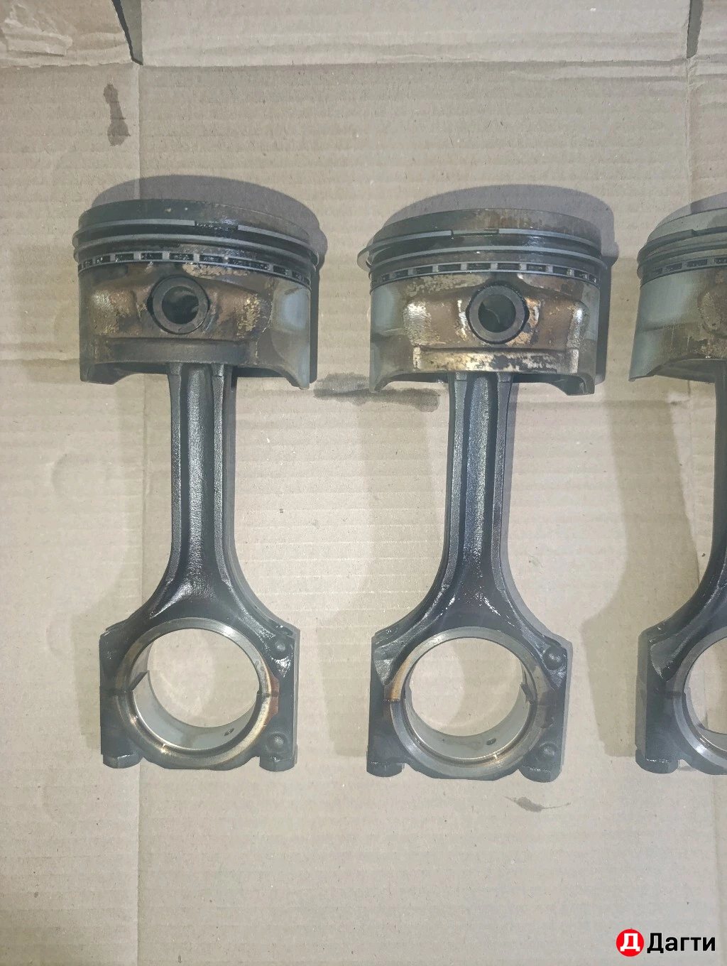 Поршень с шатуном на Nexsia Lanos