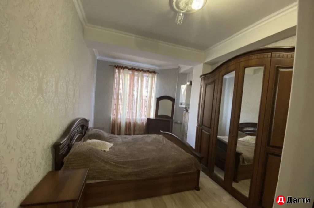 Квартира, 4 комнаты, 92 м², Собственник